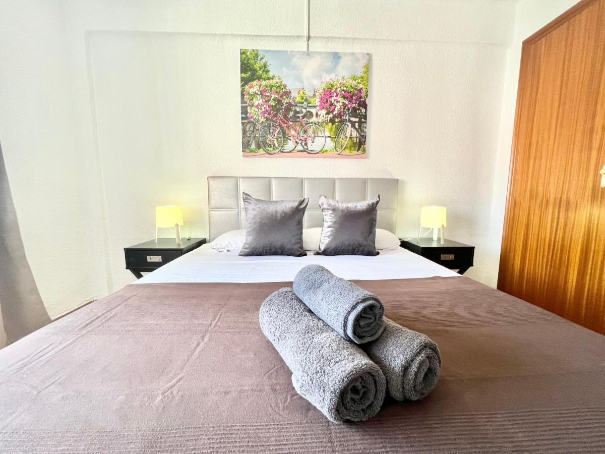 סאלו Apartamentos Zaragoza מראה חיצוני תמונה